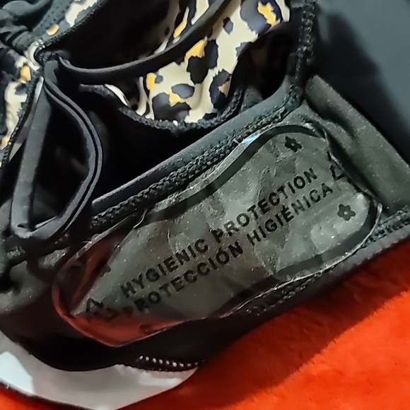 NWOT HALTER TANKINI TOP SKORT BOTTOM SET small - Picture 9 of 10